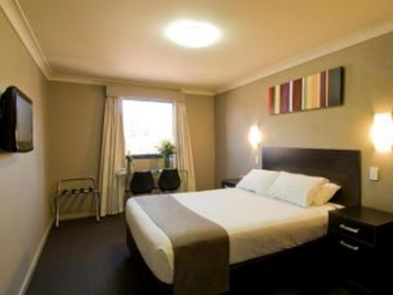 Best Western Blackbutt Inn New Lambton Exterior photo
