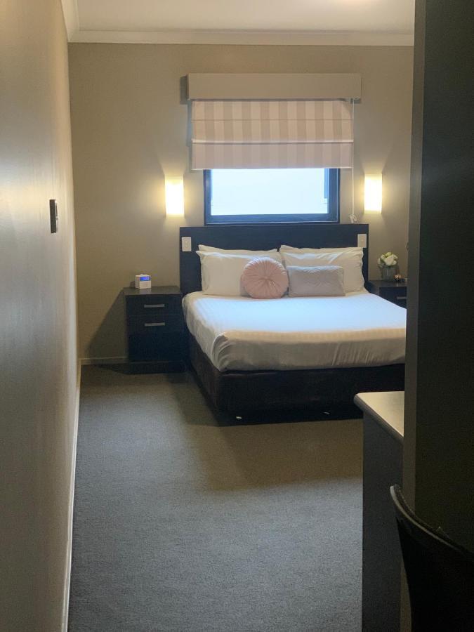 Best Western Blackbutt Inn New Lambton Exterior photo